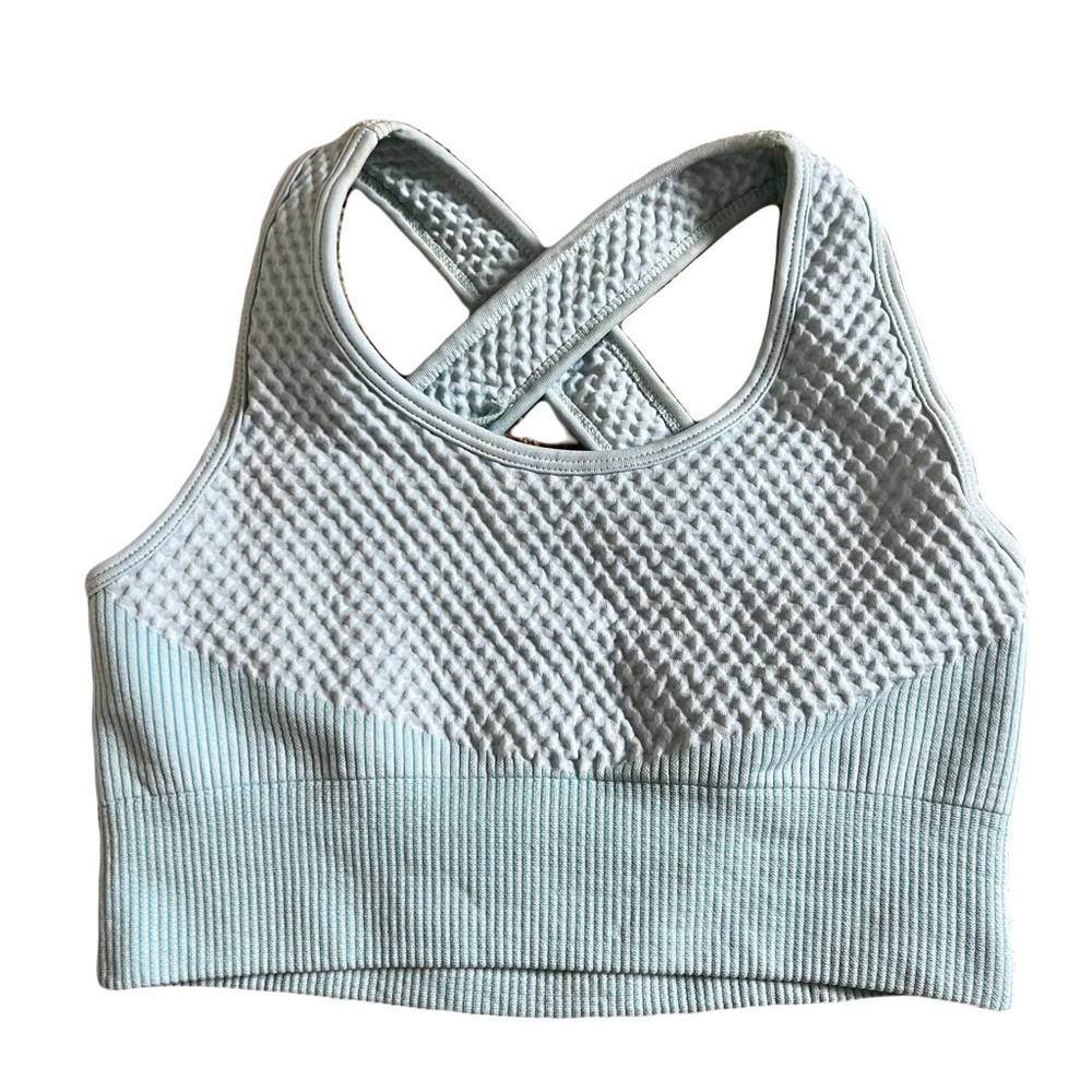 super cute and comfortable sports bra. amazing color and condition